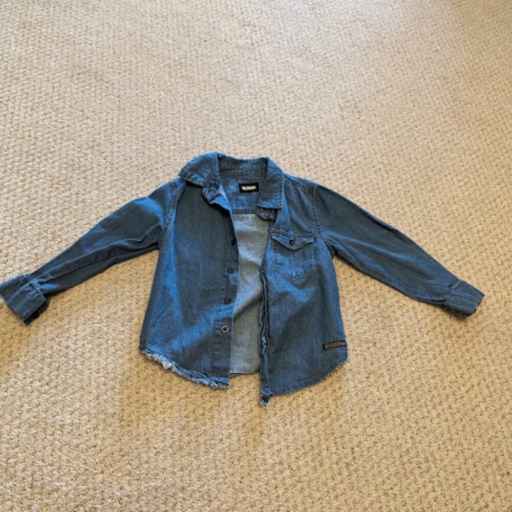 Hudson Jean shirt. size 2t